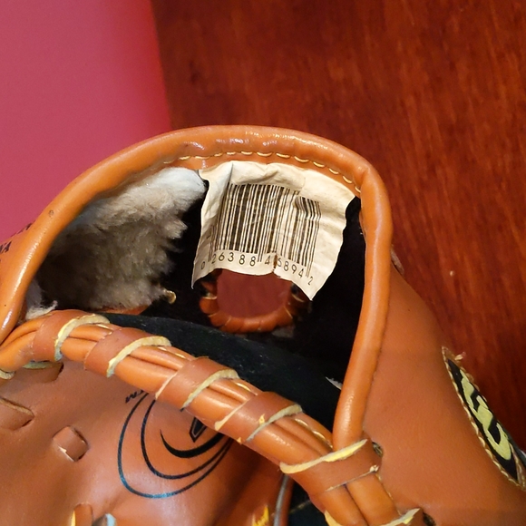 Vintage Wilson T-Ball Glove - Picture 5 of 5